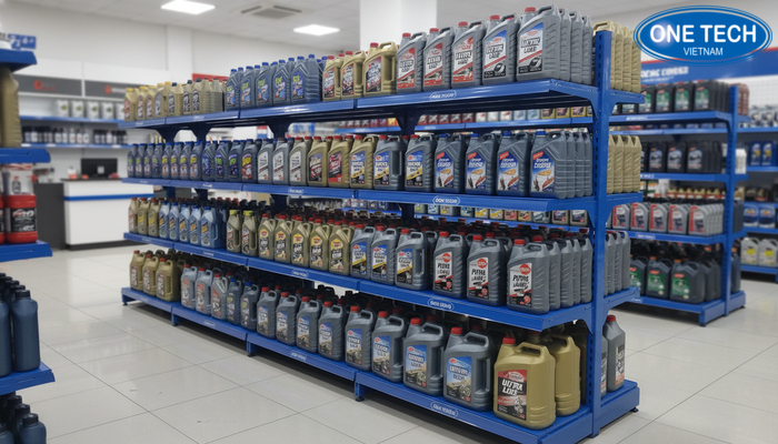 Mau ke thep trung bay dau nhot OneTech Da Nang hoan thien thuc te