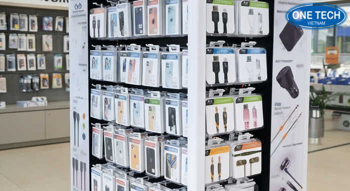 Kệ đứng đa tầng trưng bày phụ kiện trong shop